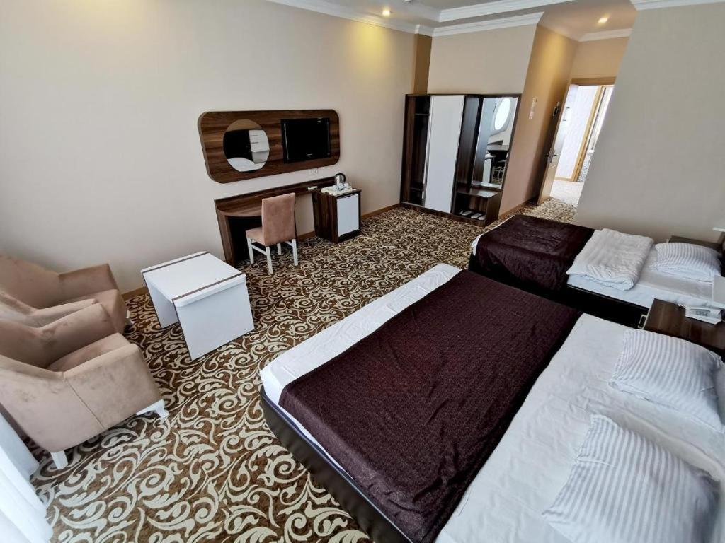 Grand Georgian Palace Batumi Eksteriør billede